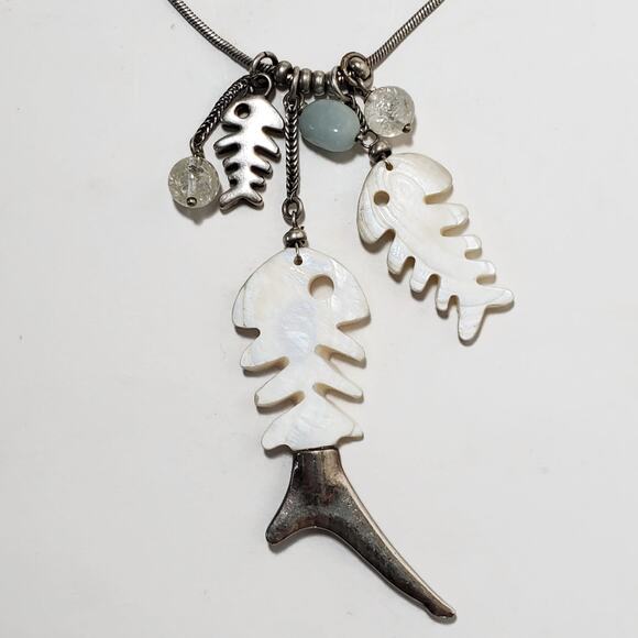 Mother-of-Pearl MOP Fish Bones Silver Tone Necklace Signed Nature - Picture 3 of 4